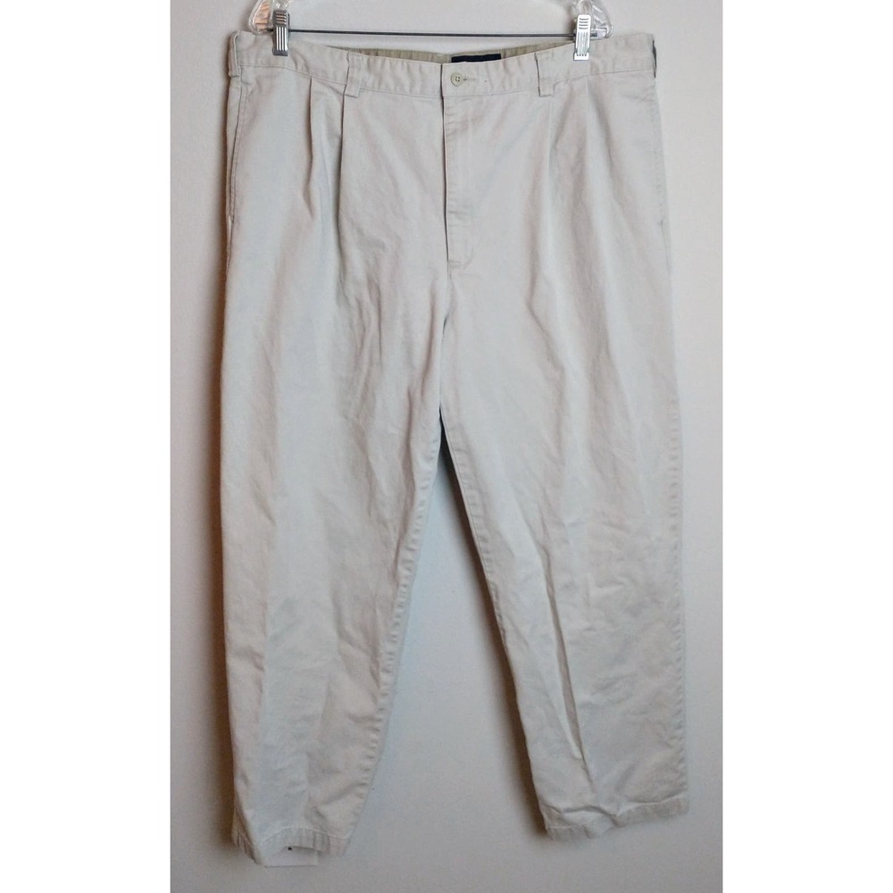 Eddie Bauer Relaxed Fit Pleated Khaki Pants. Men's 40x30. Brown